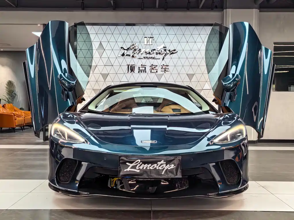 McLaren GT 2021