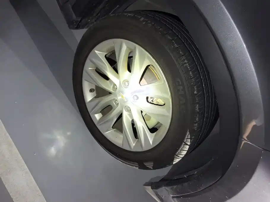 Chevrolet Volando — миниатюра 6