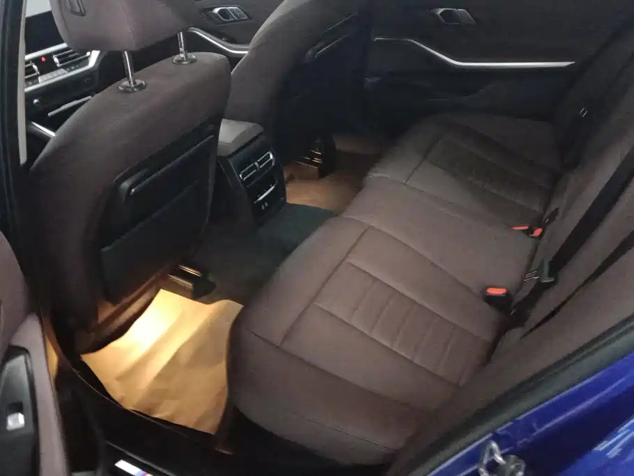 BMW 3 Series — миниатюра 11