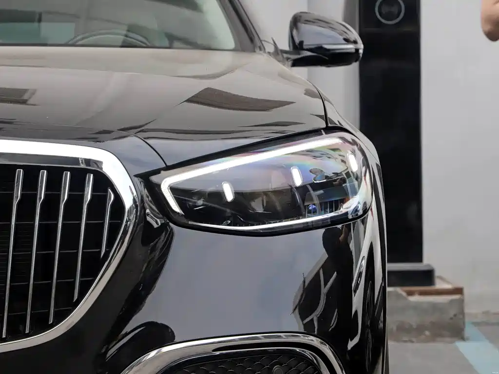 Mercedes-Benz S-Class — миниатюра 14