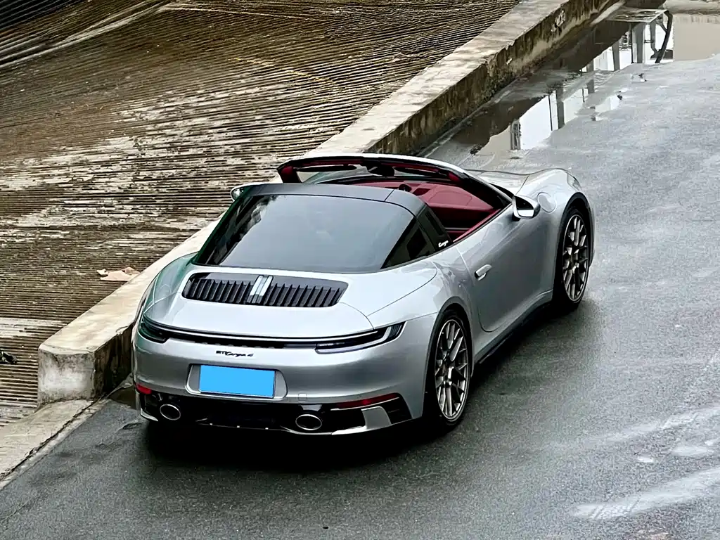 Porsche 911 2022 Targa 4 3.0T