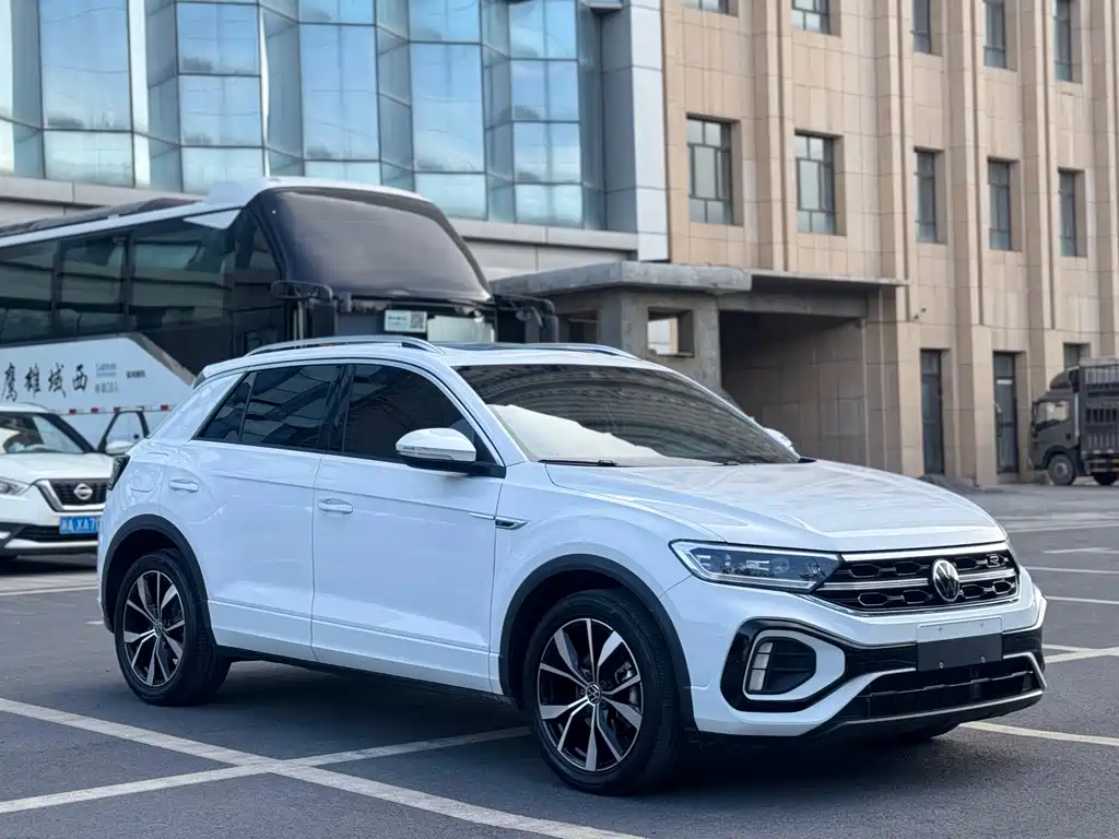 Volkswagen T-Roc — миниатюра 3