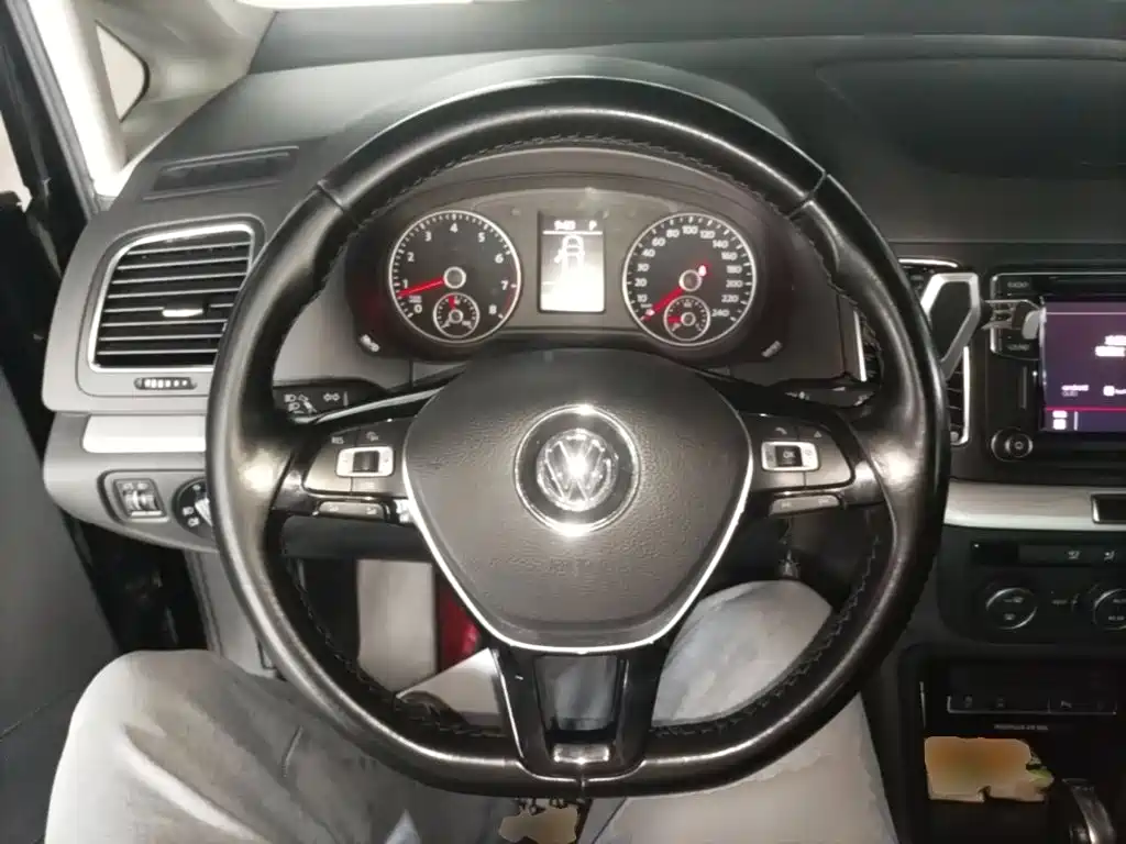 Volkswagen Sharan — миниатюра 11