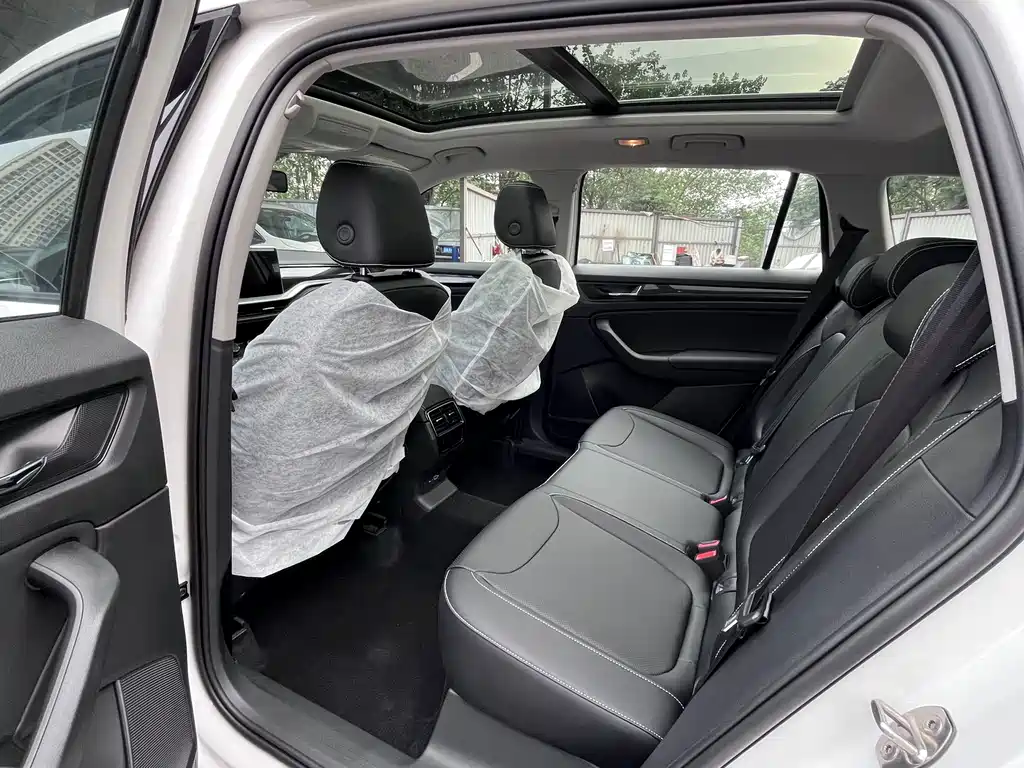 Skoda Kodiaq — миниатюра 8