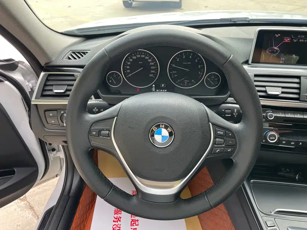 BMW 3 Series — миниатюра 15