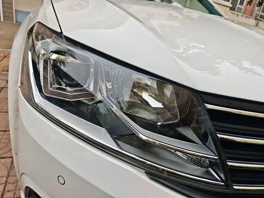 Volkswagen Lavida — миниатюра 7