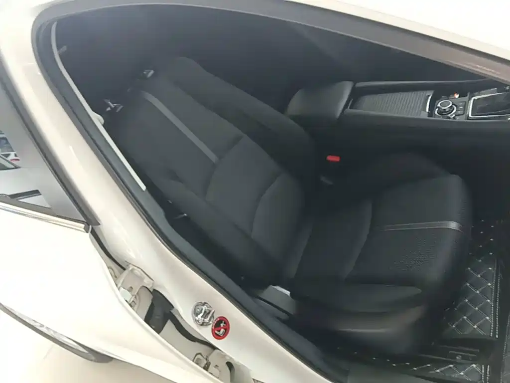 Mazda 3 Axela — миниатюра 25