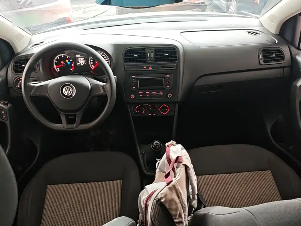 Volkswagen Polo — миниатюра 10