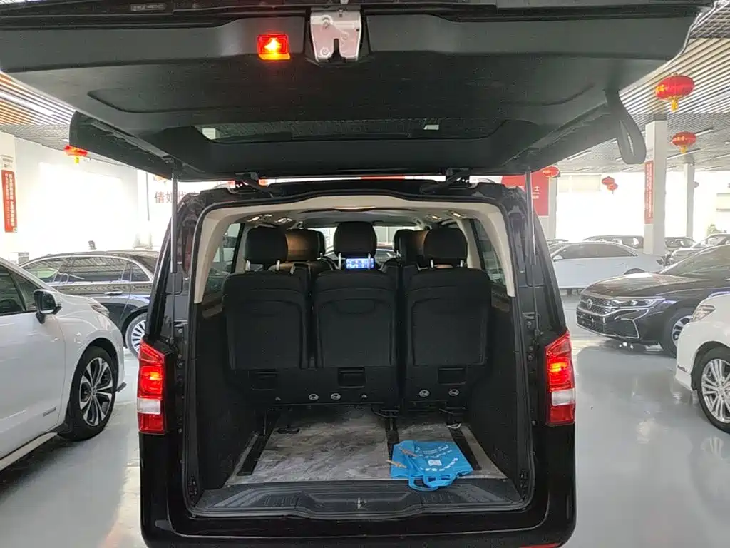 Mercedes-Benz Vito — миниатюра 15