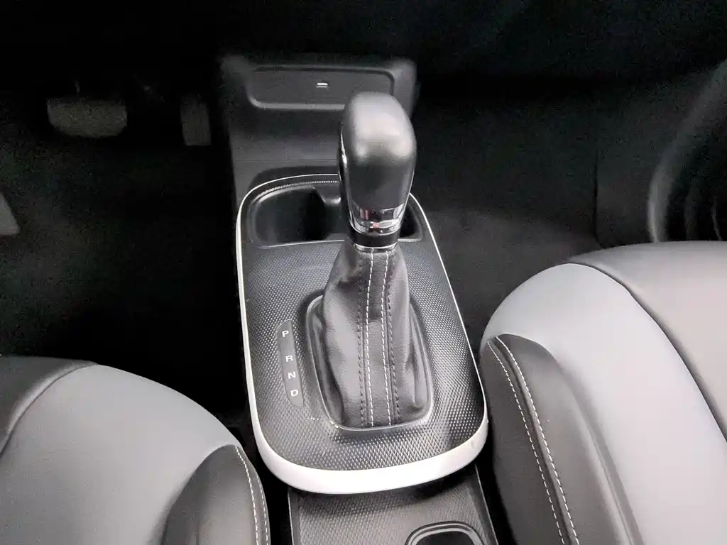 Roewe Clever — миниатюра 13