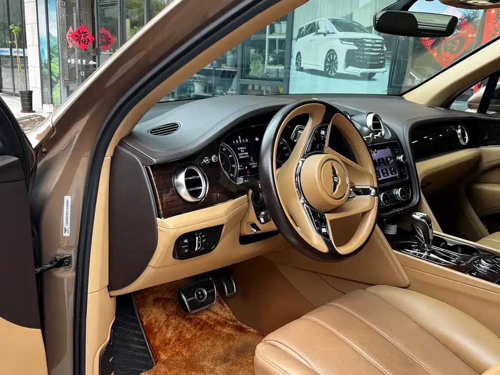 Bentley Bentayga 2018 4.0T V8
