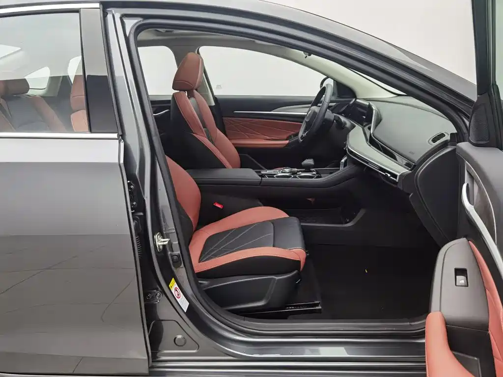 Changan Eado — миниатюра 23