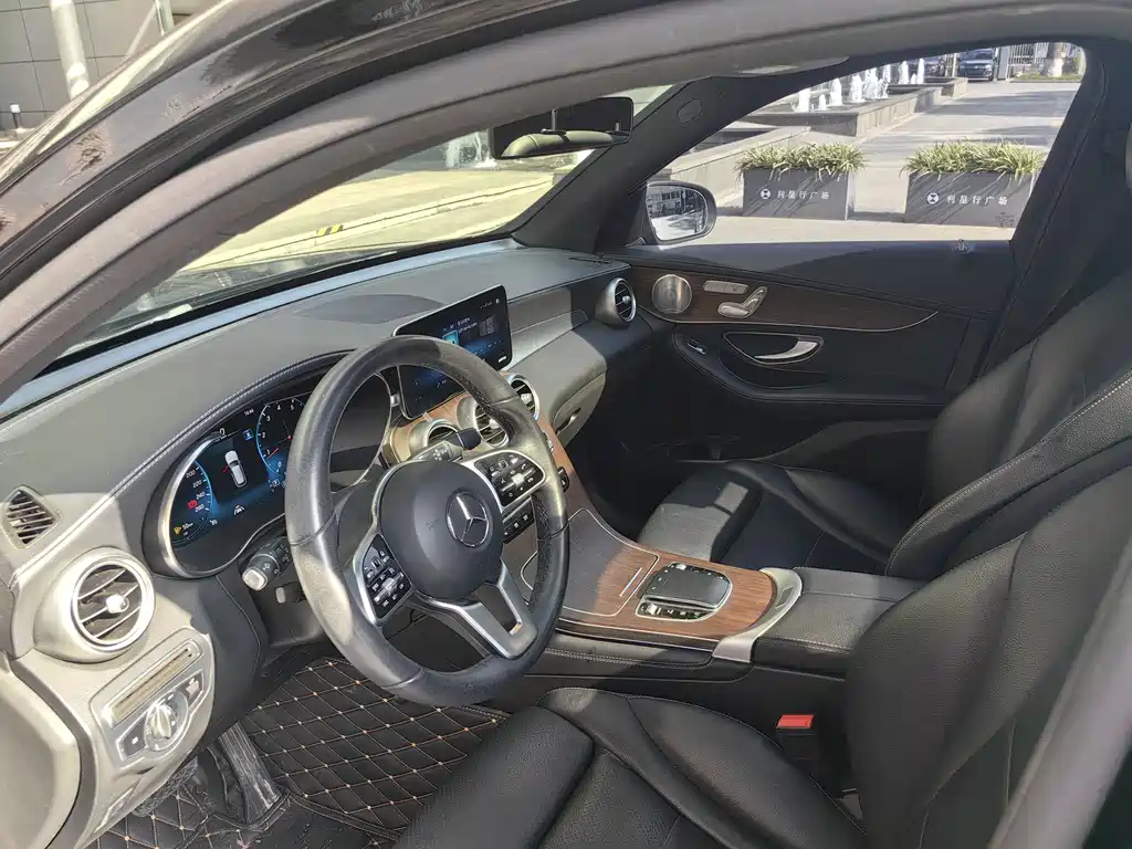 Mercedes-Benz GLC 2021 GLC 300 L 4MATIC