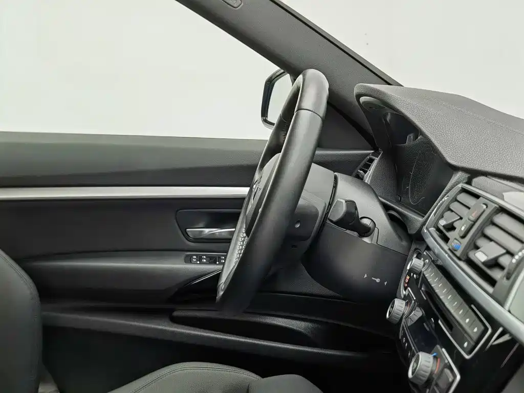 BMW 3 Series GT — миниатюра 22