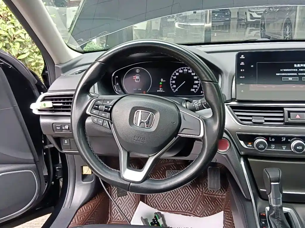 Honda Accord — миниатюра 11