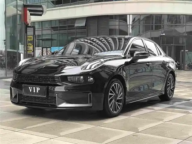 2022 Lynk & Co 03