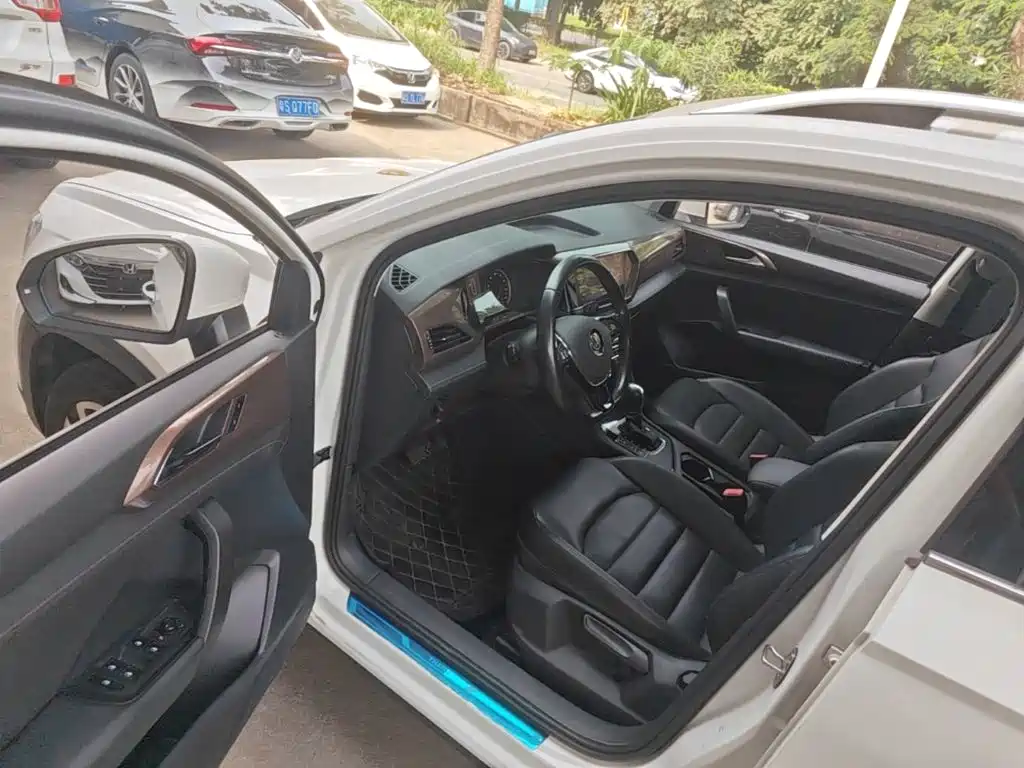 Volkswagen Tharu — миниатюра 16