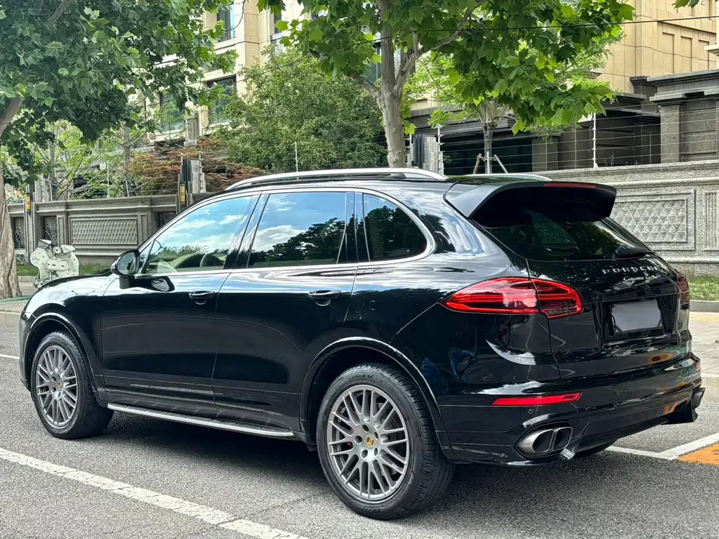 Porsche Cayenne 2015 Cayenne Turbo 4.8T