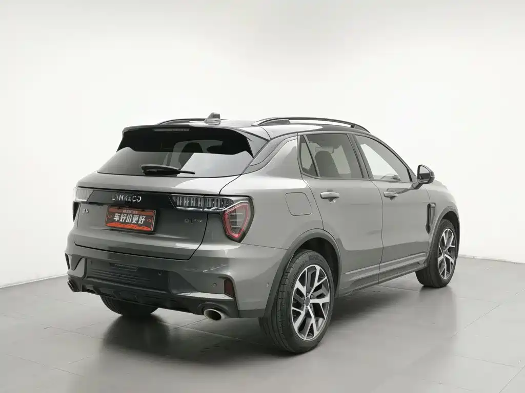 Lynk & Co 01 — миниатюра 2