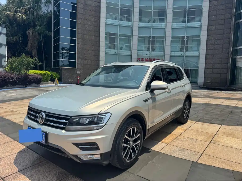 Volkswagen Tiguan L 2019