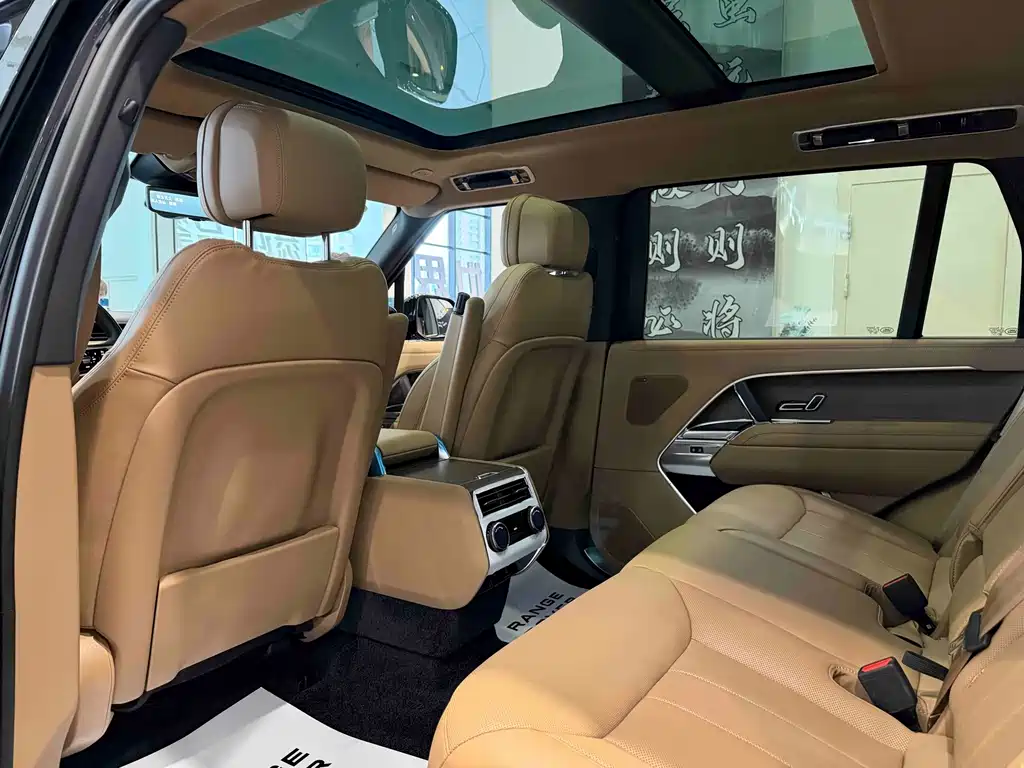 Land Rover Range Rover — миниатюра 16