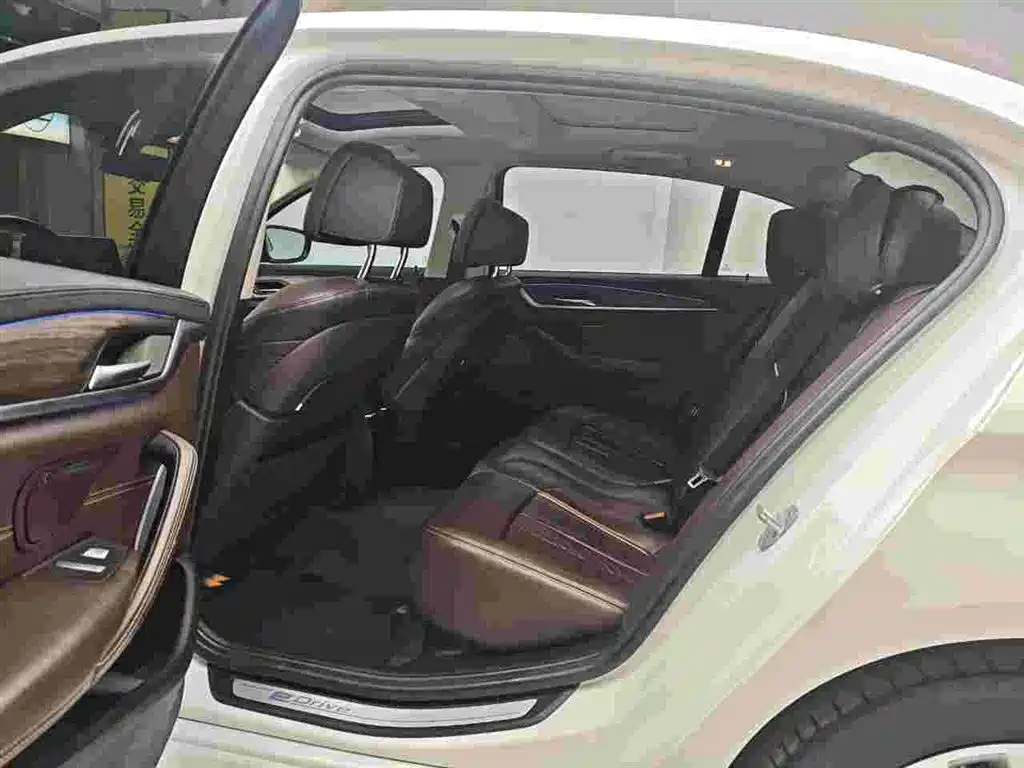 BMW 5 SERIES NEW ENERGY