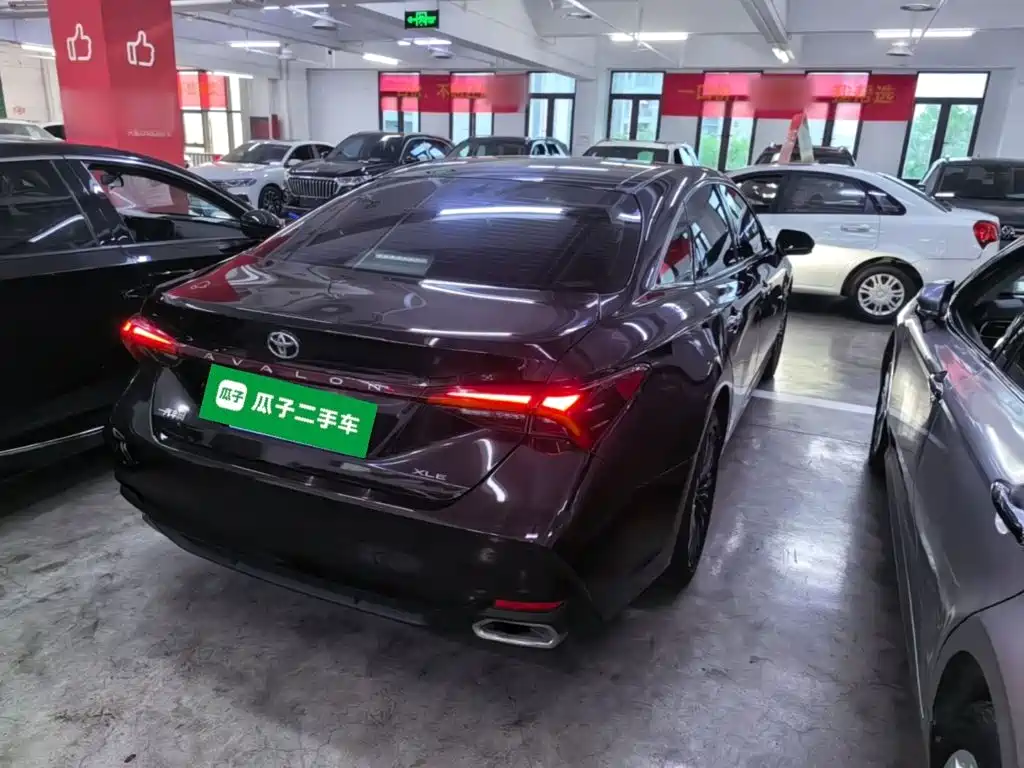 Toyota Avalon 2019 2.0L XLE Premium VI