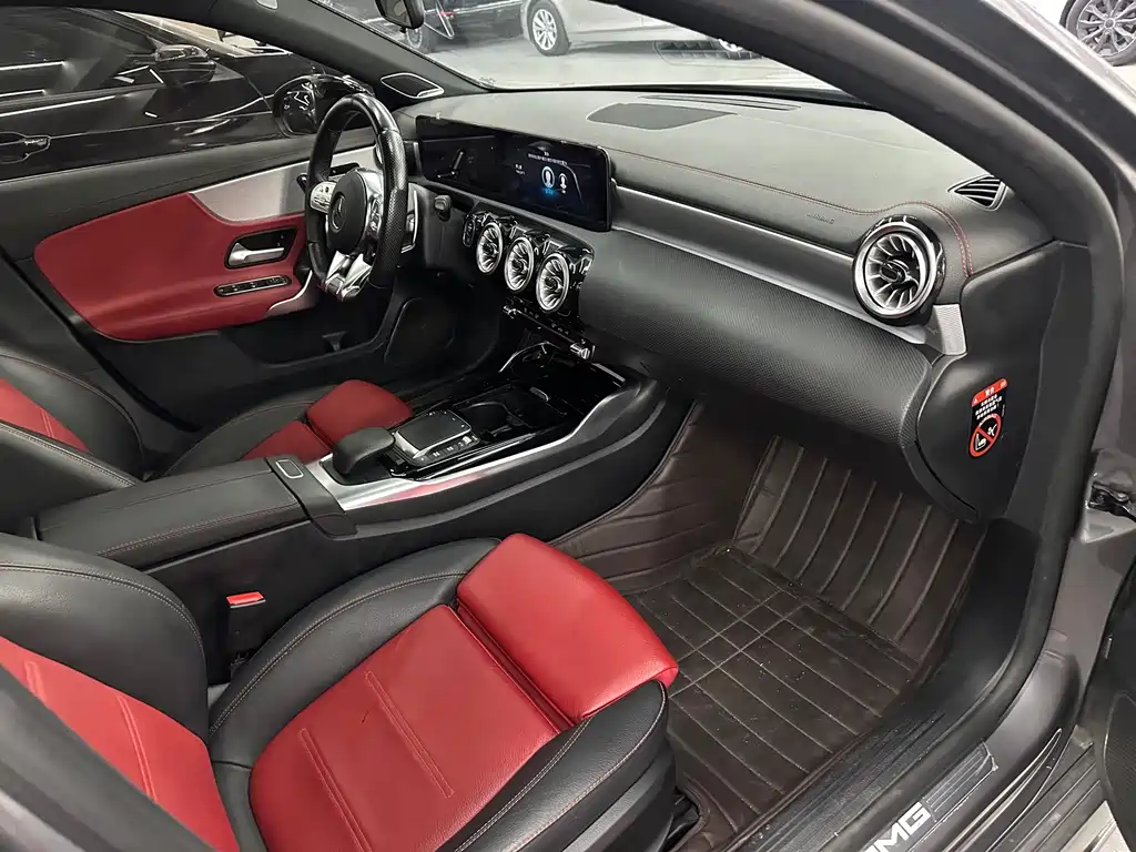 Mercedes-Benz A-Class AMG — миниатюра 2