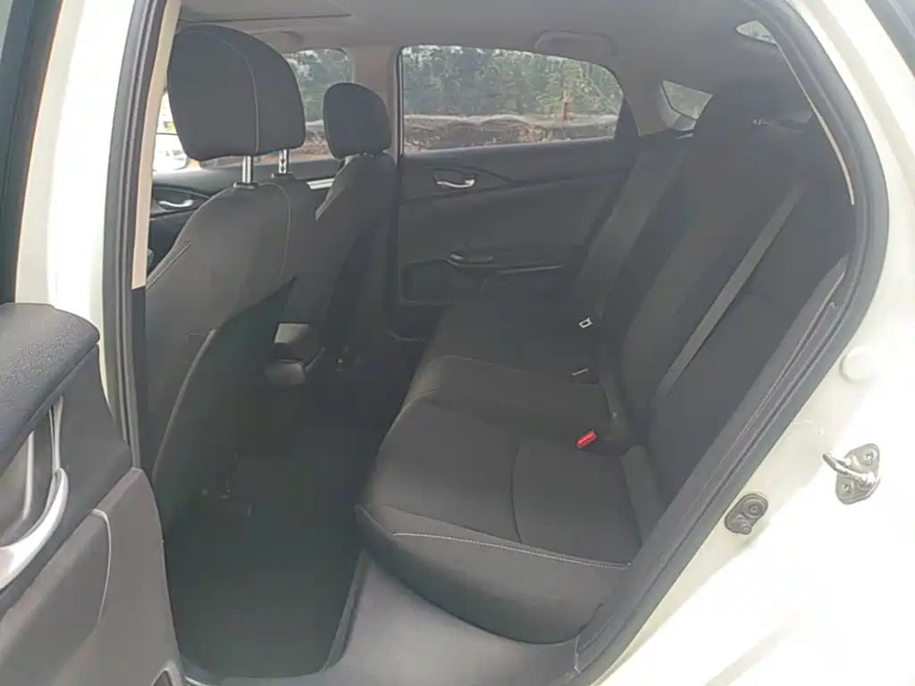 Honda Civic — миниатюра 17