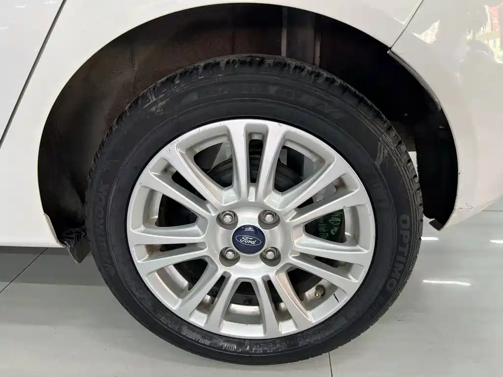 Ford Fiesta — миниатюра 16