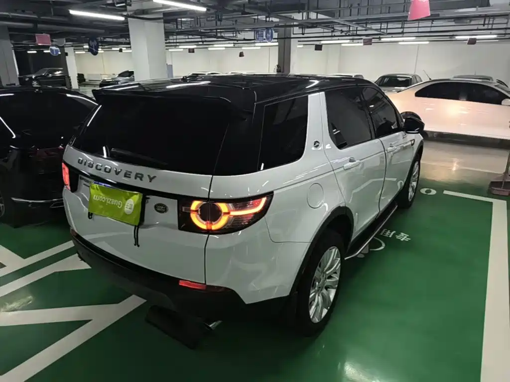 Land Rover Discovery Sport — миниатюра 7