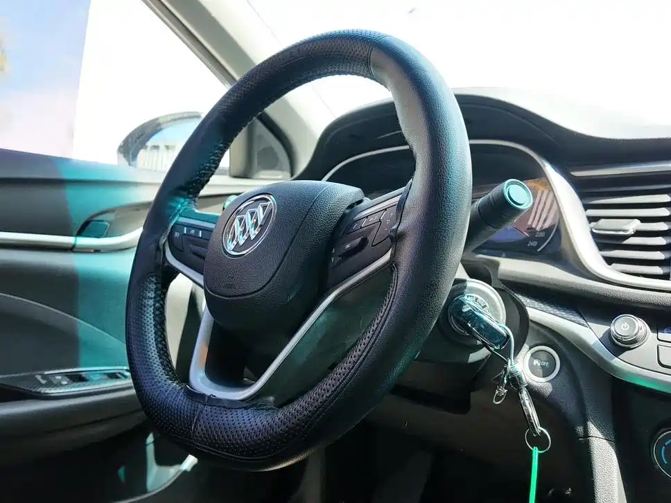 Buick Excelle — миниатюра 4