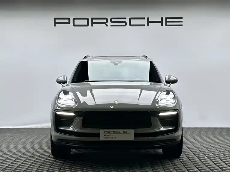 Porsche Macan — миниатюра 2