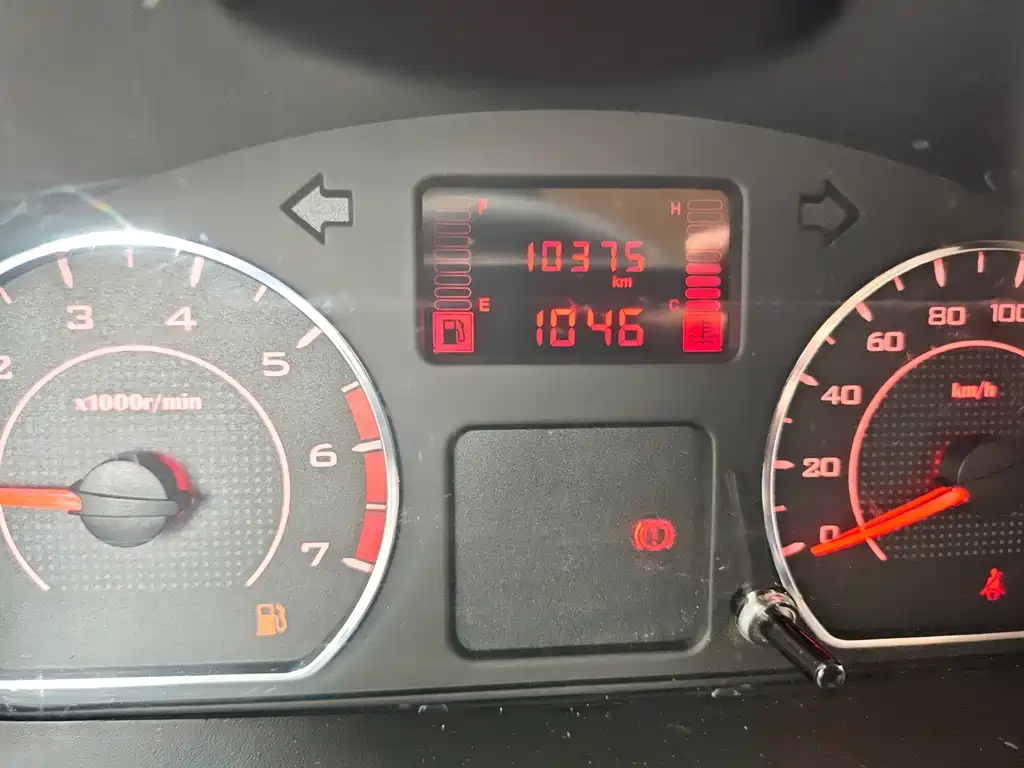 Wuling Hongguang V — миниатюра 16