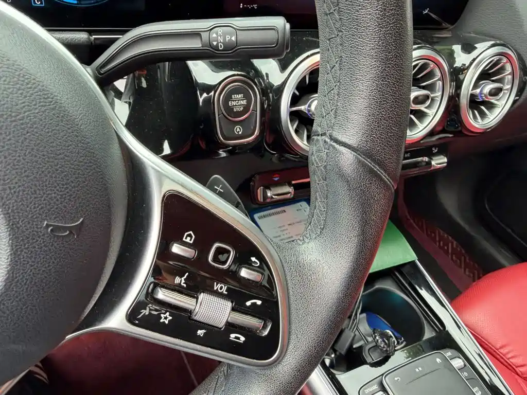 Mercedes-Benz GLA — миниатюра 10