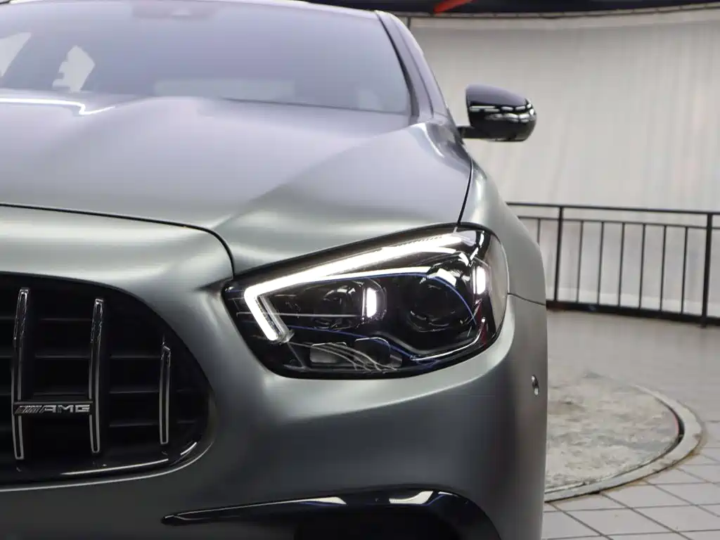 Mercedes-Benz E-Class AMG — миниатюра 11