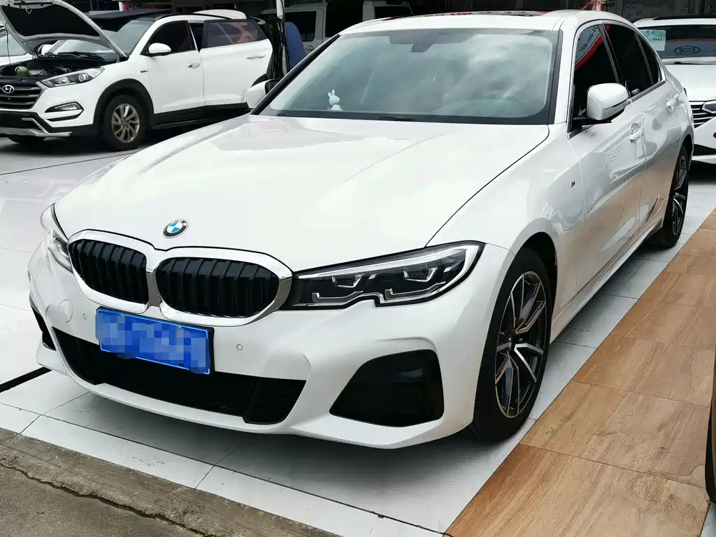 BMW 3 Series 2021