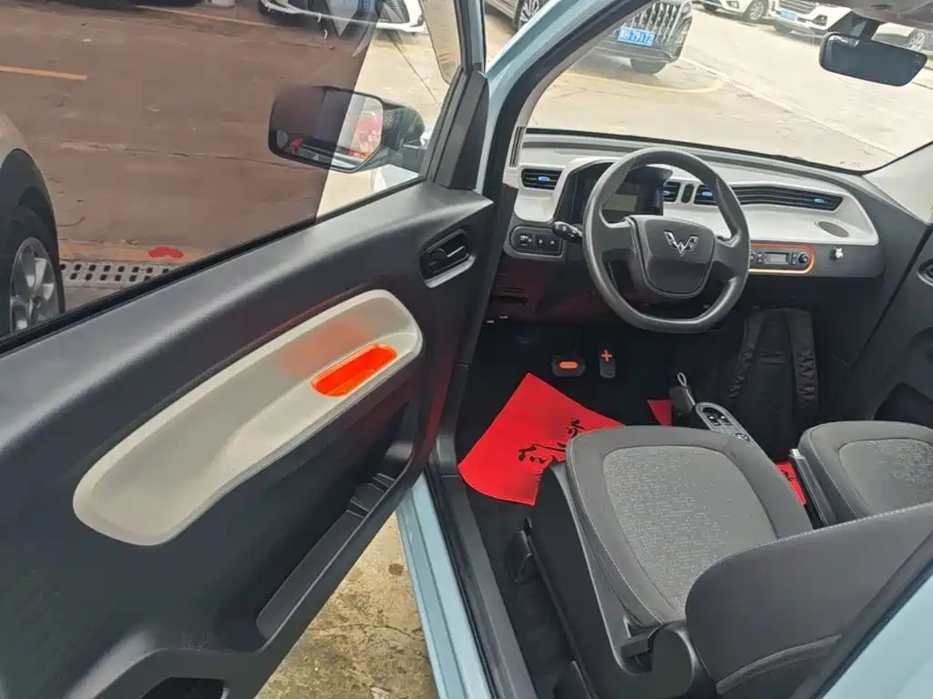Wuling MINIEV — миниатюра 16