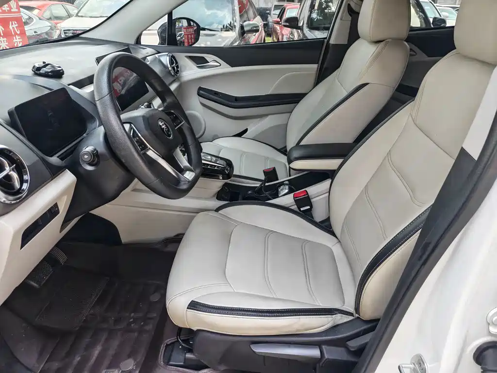 BYD Yuan Pro — миниатюра 11