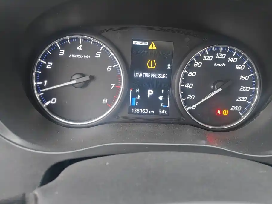 Mitsubishi Outlander — миниатюра 14