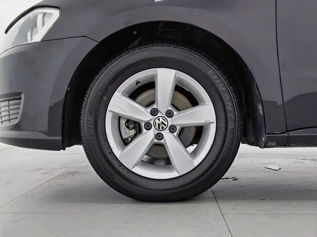 Volkswagen Lavida — миниатюра 17