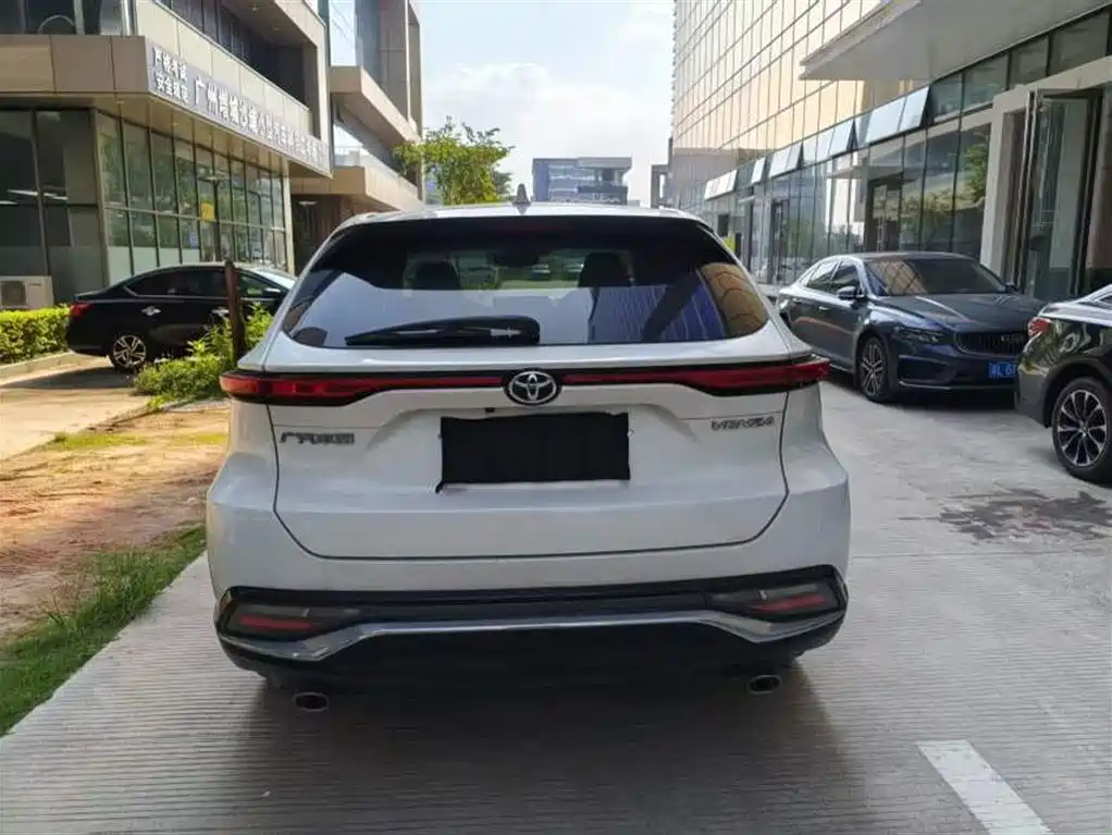Toyota Venza — миниатюра 8