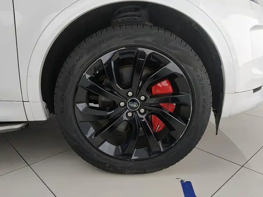 Land Rover Discovery Sport — миниатюра 6