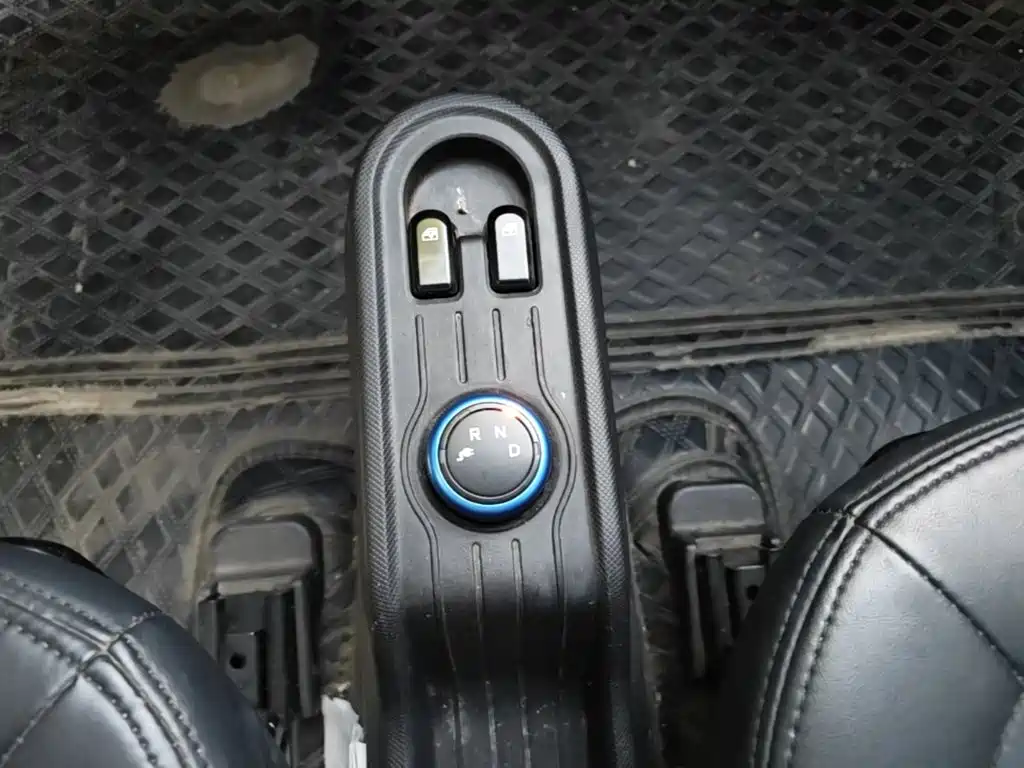 Wuling MINIEV — миниатюра 14