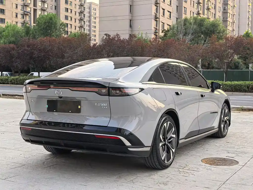 Mazda EZ-6 — миниатюра 9