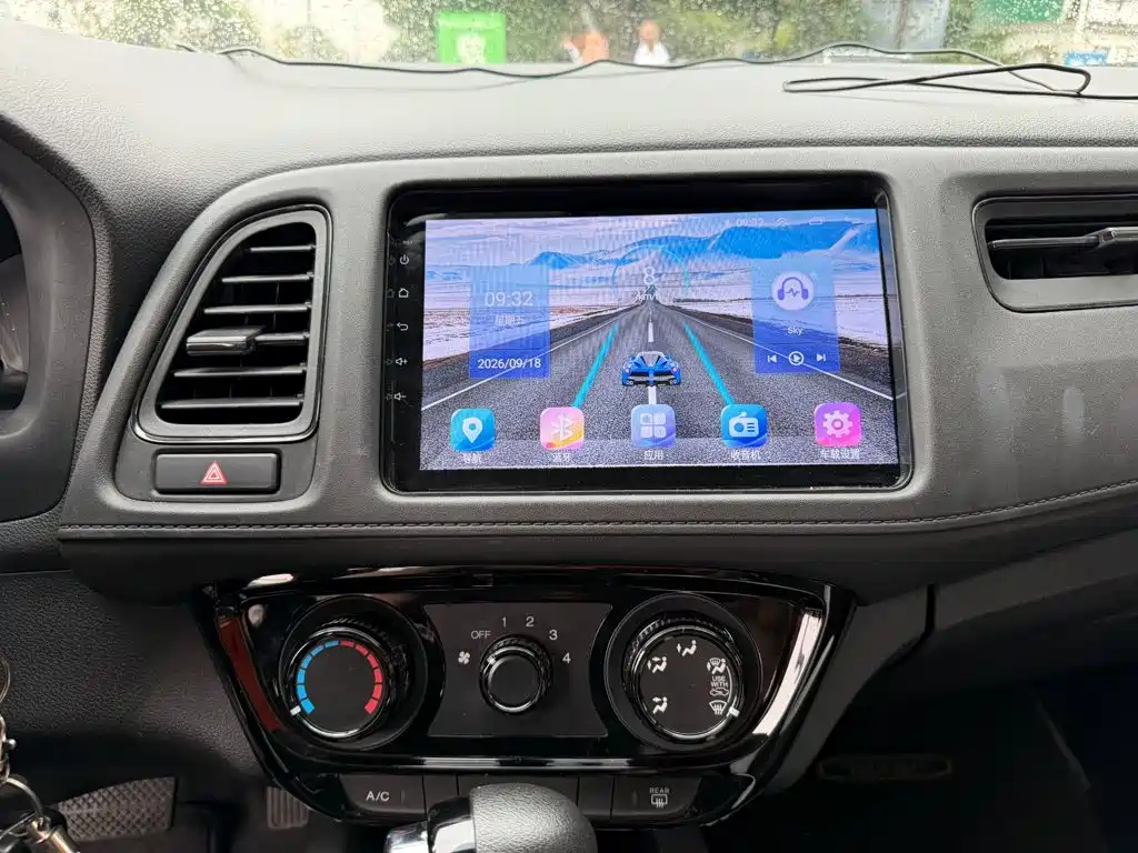 Honda Vezel — миниатюра 10