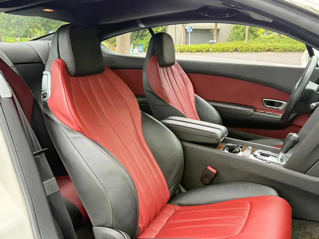Bentley Continental — миниатюра 15