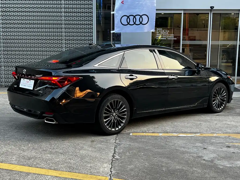 Toyota Avalon — миниатюра 4