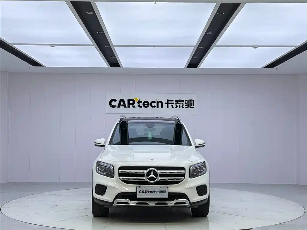 MERCEDES-BENZ GLB