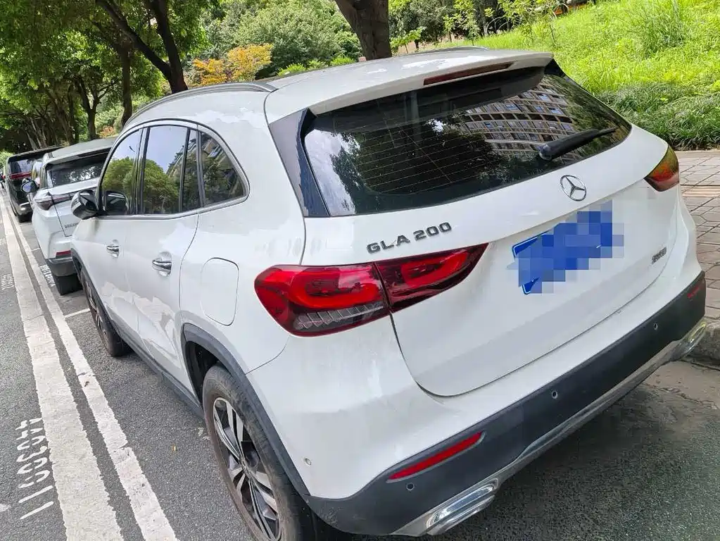 Mercedes-Benz GLA — миниатюра 7
